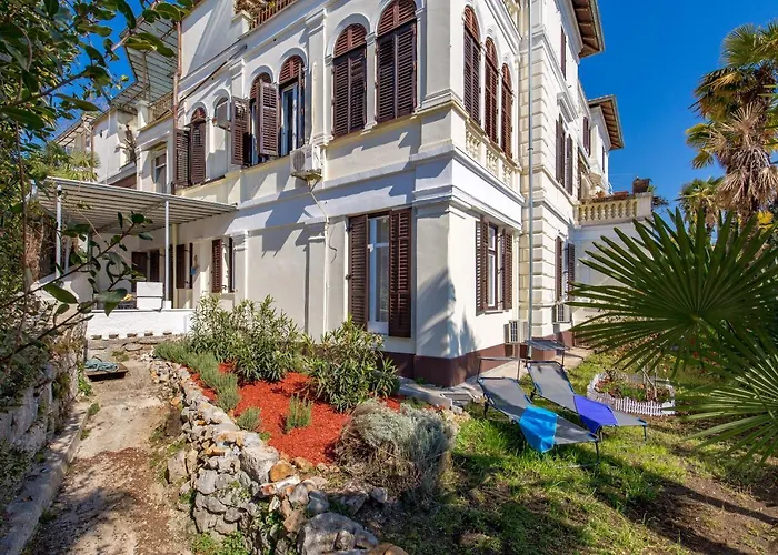 Appartement Rhea Opatija